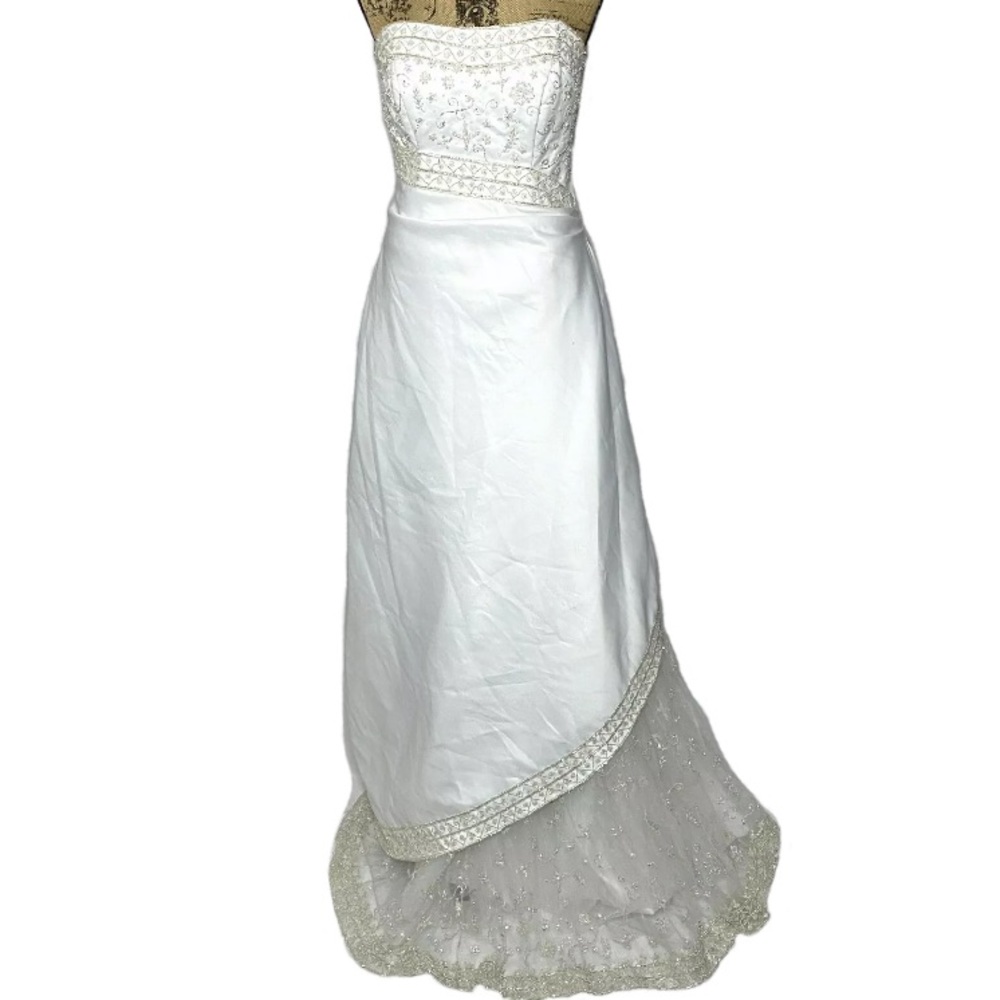 Essense White Silver Embellished Wedding Dress